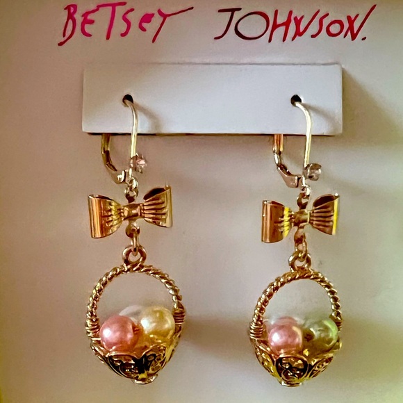 New Betsey Johnson Egg Basket Earrings - Picture 4 of 8